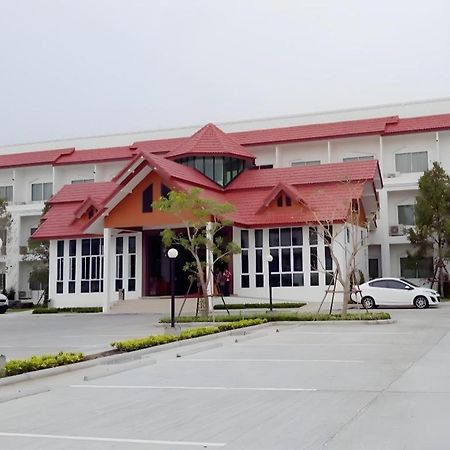Silayok Grand Hotel Tak Zewnętrze zdjęcie