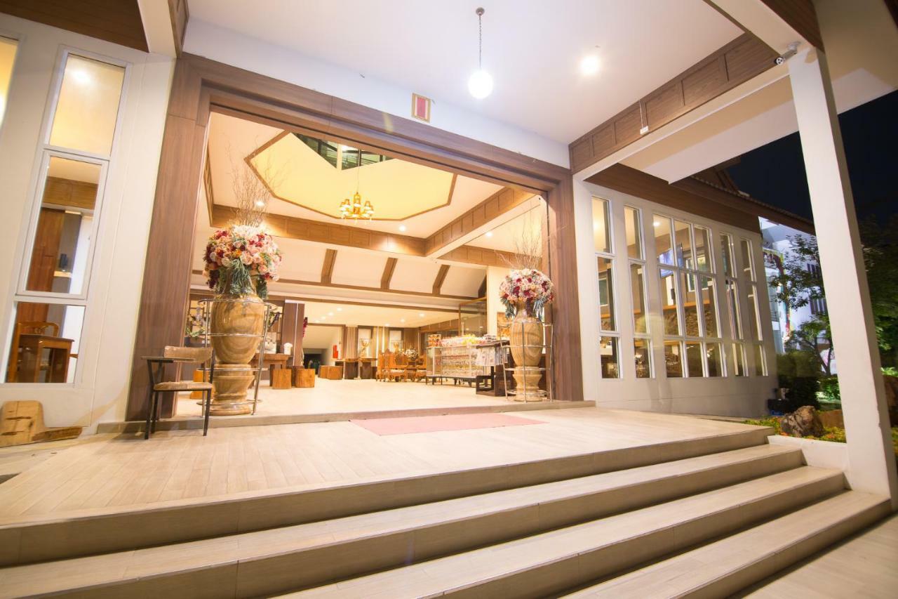 Silayok Grand Hotel Tak Zewnętrze zdjęcie