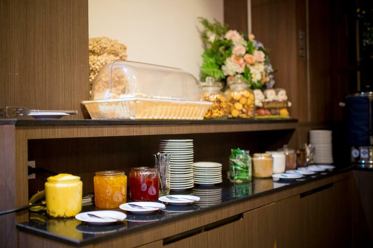 Silayok Grand Hotel Tak Zewnętrze zdjęcie